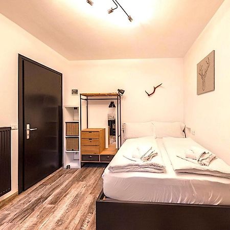 Life Room Bolzano Bagian luar foto